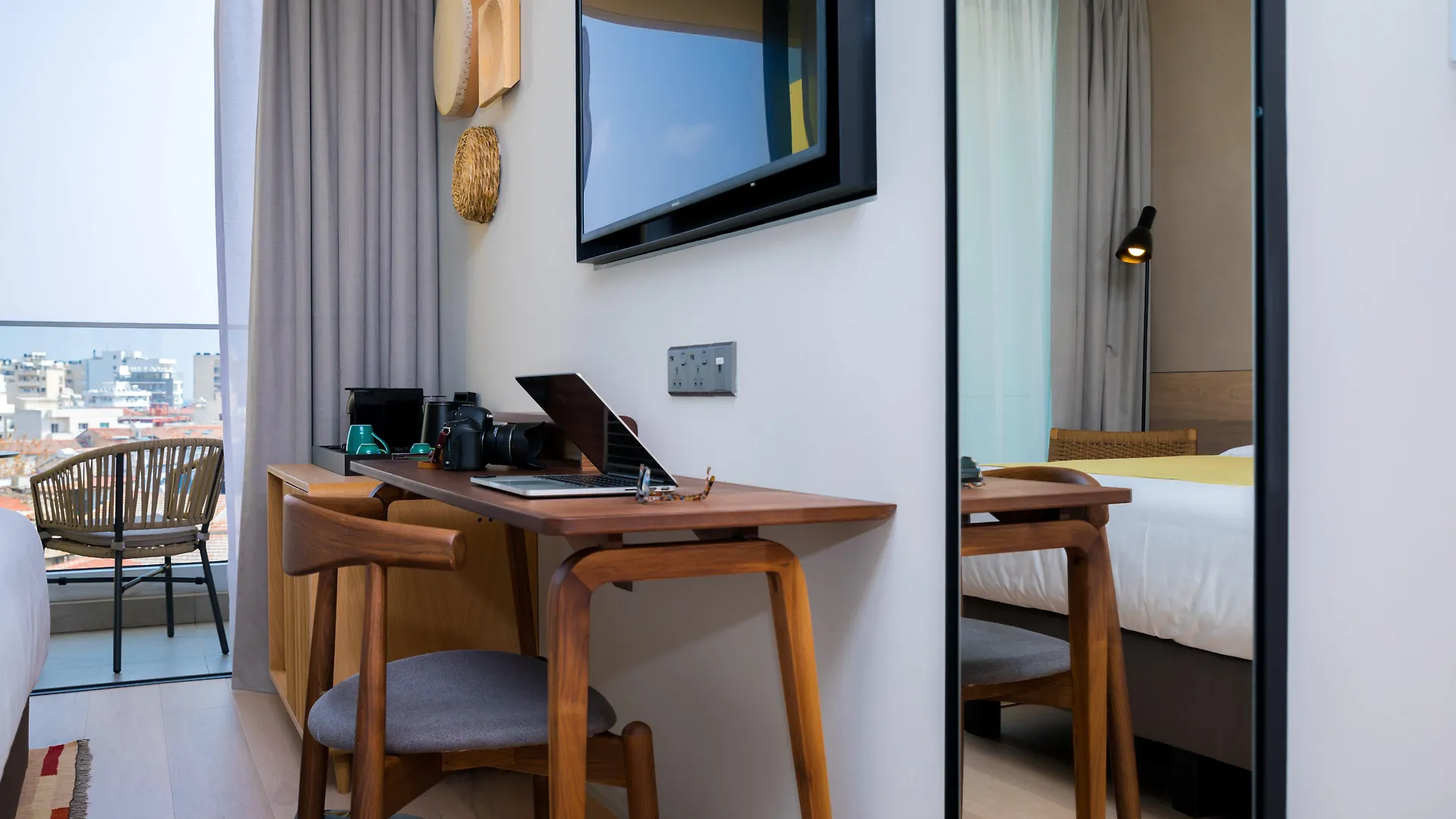 Hotel Indigo Larnaca By Ihg-Adults Only 4*,  قبرص