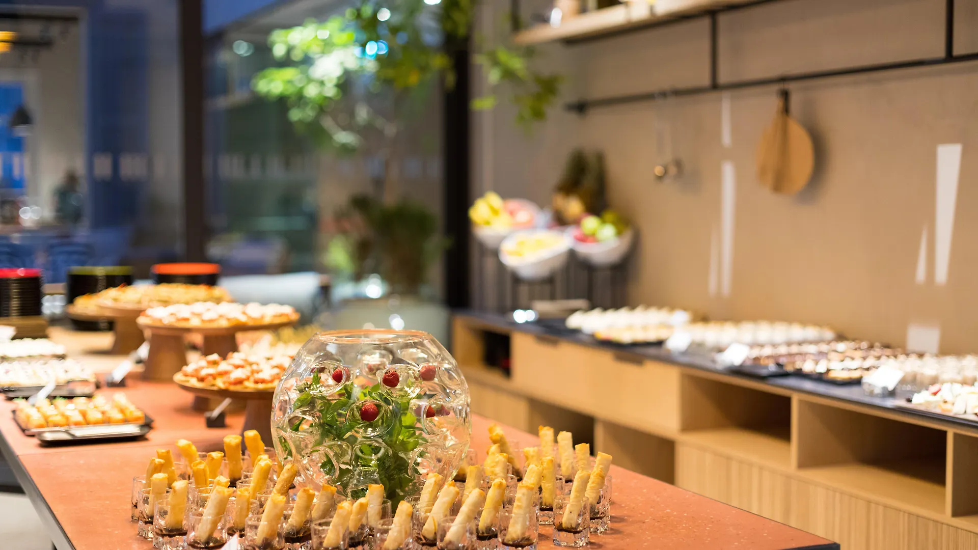 Hotel Indigo Larnaca By Ihg-Adults Only