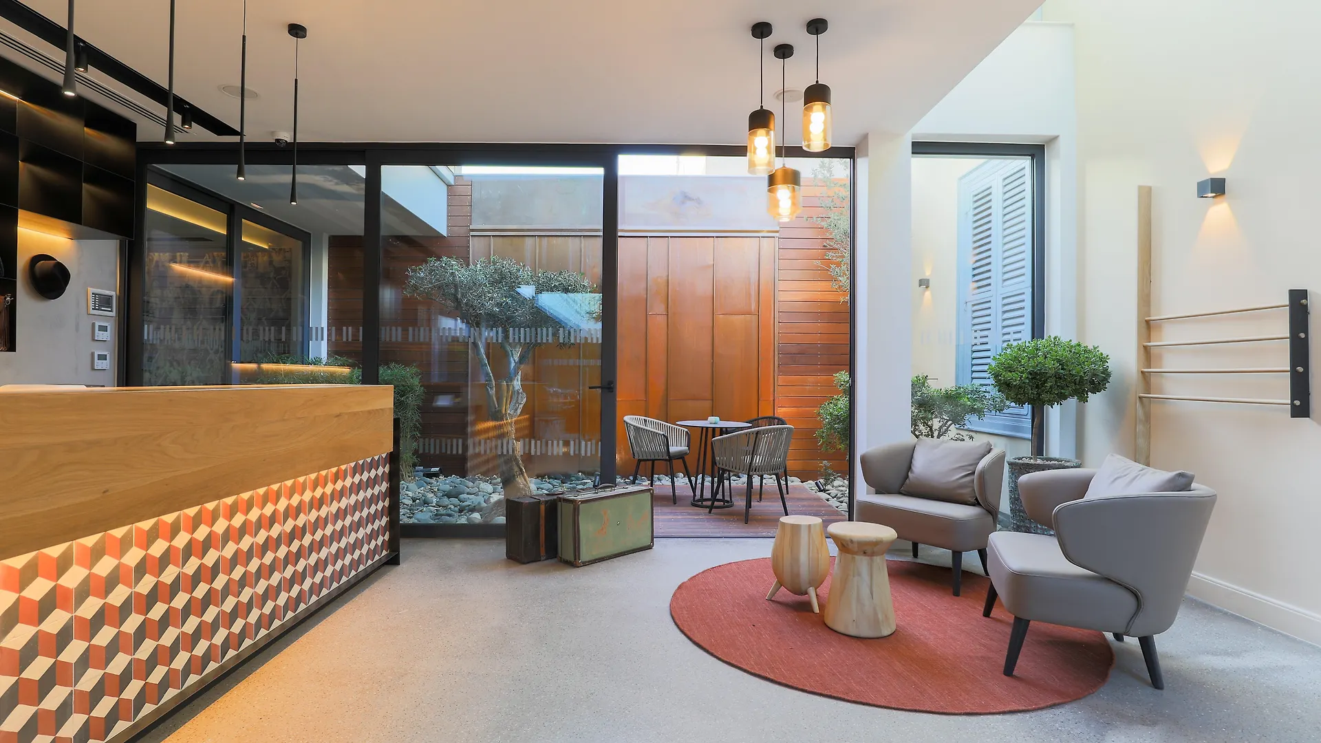 Hotel Indigo Larnaca By Ihg-Adults Only 4*,  قبرص
